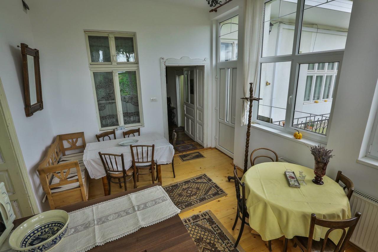 Casa Julia Hotell Odorheiu Secuiesc Exteriör bild